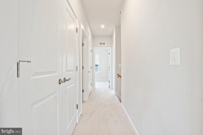 Building Photo - 1791 Cherry Birch St