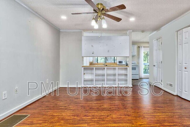 Building Photo - 98 Topsail Ct