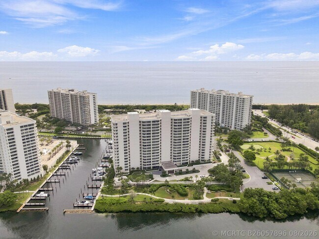 Building Photo - 4101 N Ocean Blvd