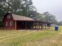Building Photo - 1560 W County Rd