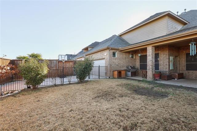 Building Photo - 2533 Windsor Castle Way