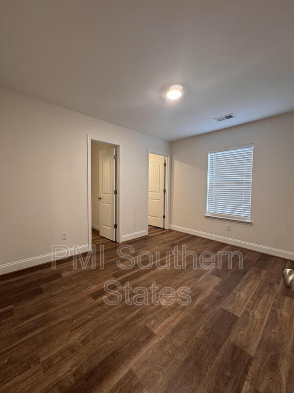 Building Photo - 6 Solis Ct