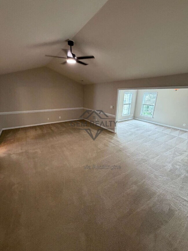 Building Photo - 10410 Silver Creek Ct