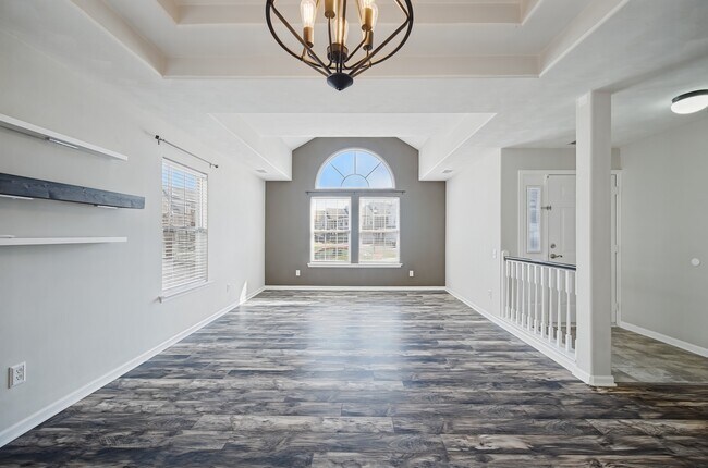Building Photo - 601 Pawleys Arch