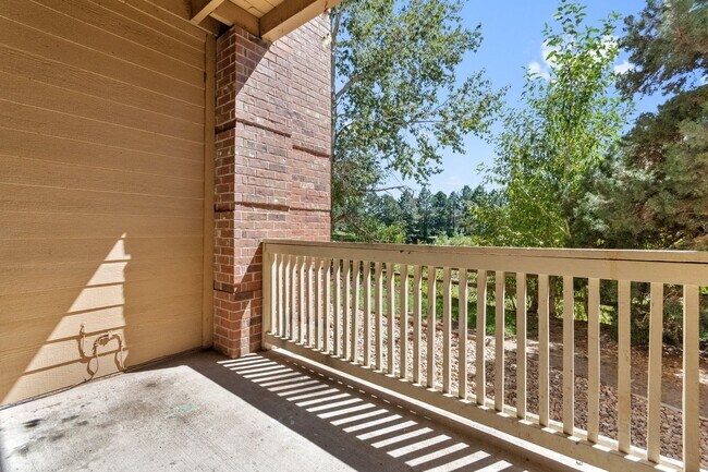 Building Photo - Cozy 3 Bed Littleton Condo