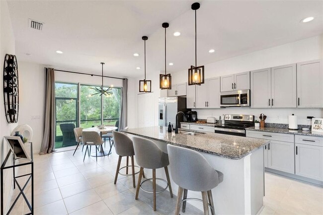 Building Photo - 8403 Canyon Creek Trail