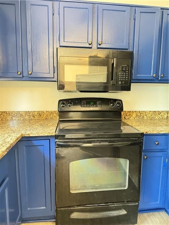 Building Photo - 153 Holcomb Ferry Rd