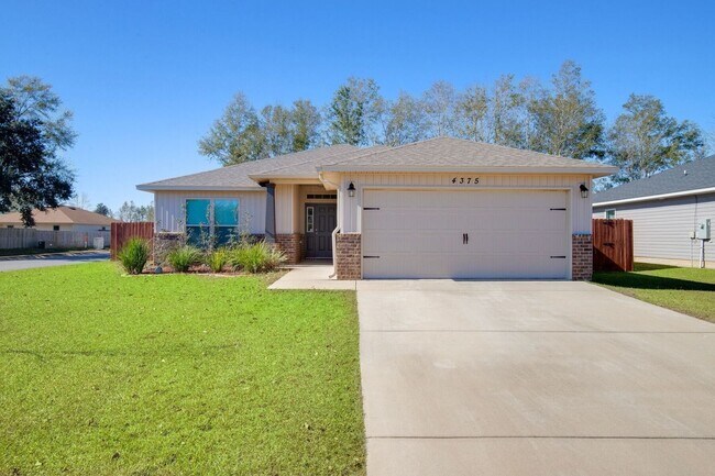 Building Photo - Corner Lot & Fenced 4/2 Ready for Move In!...