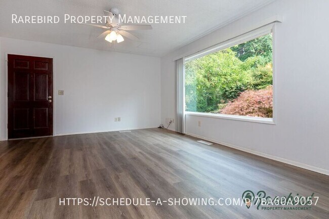 Building Photo - $500 OFF SPECIAL! 2 bed, 1 bath available ...