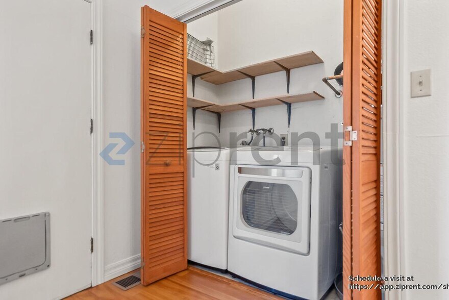 Building Photo - 4151 Manila Ave