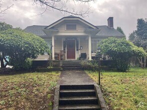 Building Photo - STATUS: AVAILABLE |R301A| $ 2595.00