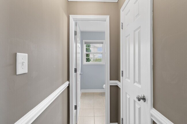 Building Photo - 269 Declaration Dr