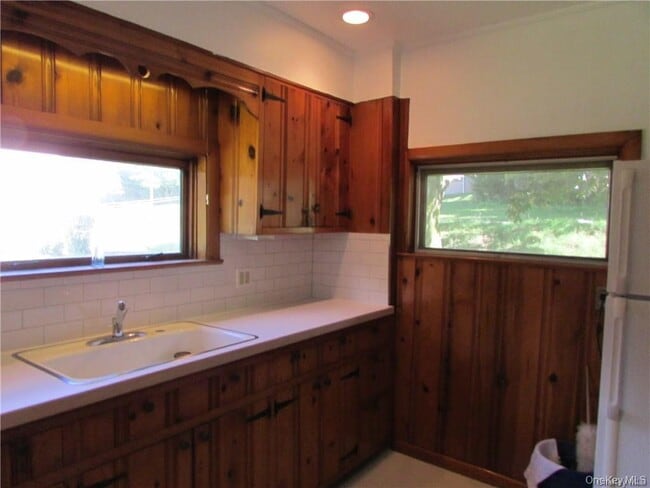 Building Photo - 31 Upper Depew Ave