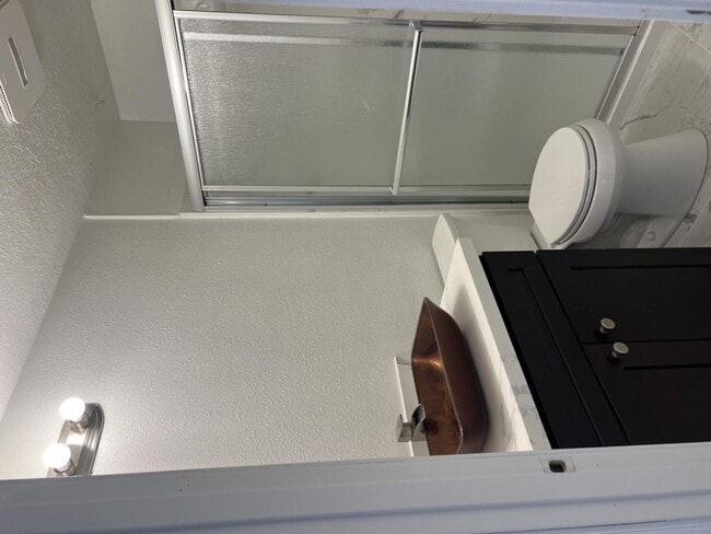 Building Photo - 17450 SE Mill St