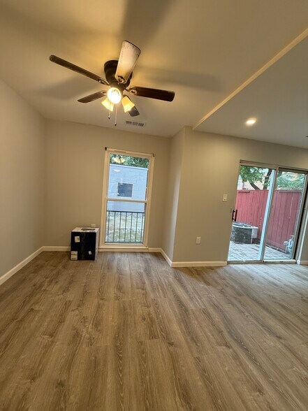 Building Photo - 238 Stevenson Sq