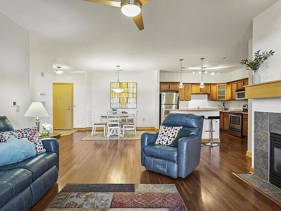 Building Photo - 8253 Mayo Dr