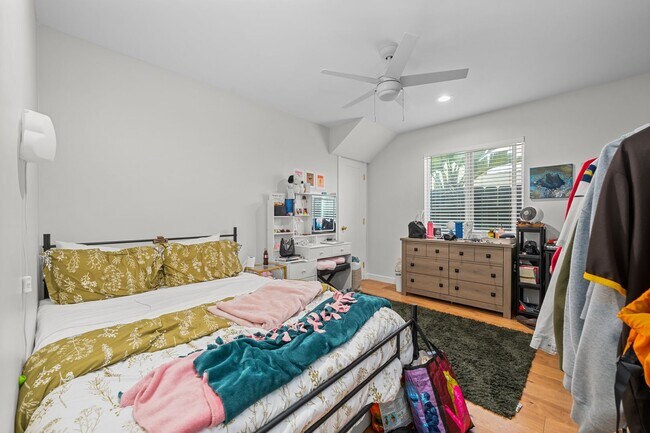 Building Photo - High end finishes!