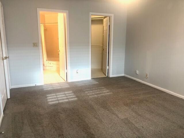 Building Photo - 4300 Hazel Ave