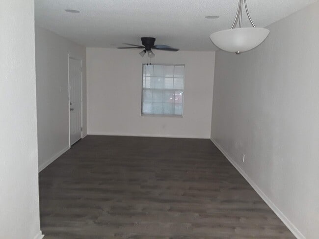 Building Photo - 3017 McFerrin Ave