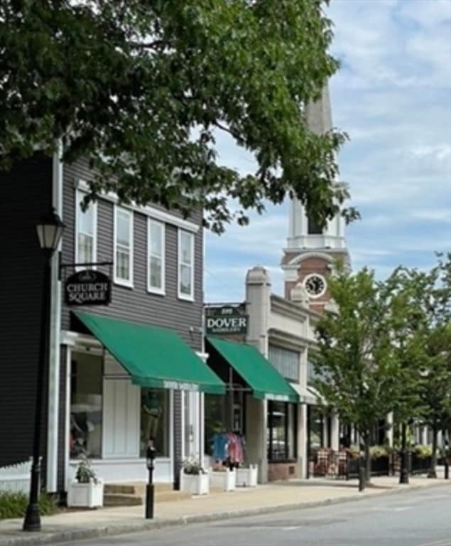 Building Photo - 600 Washington St