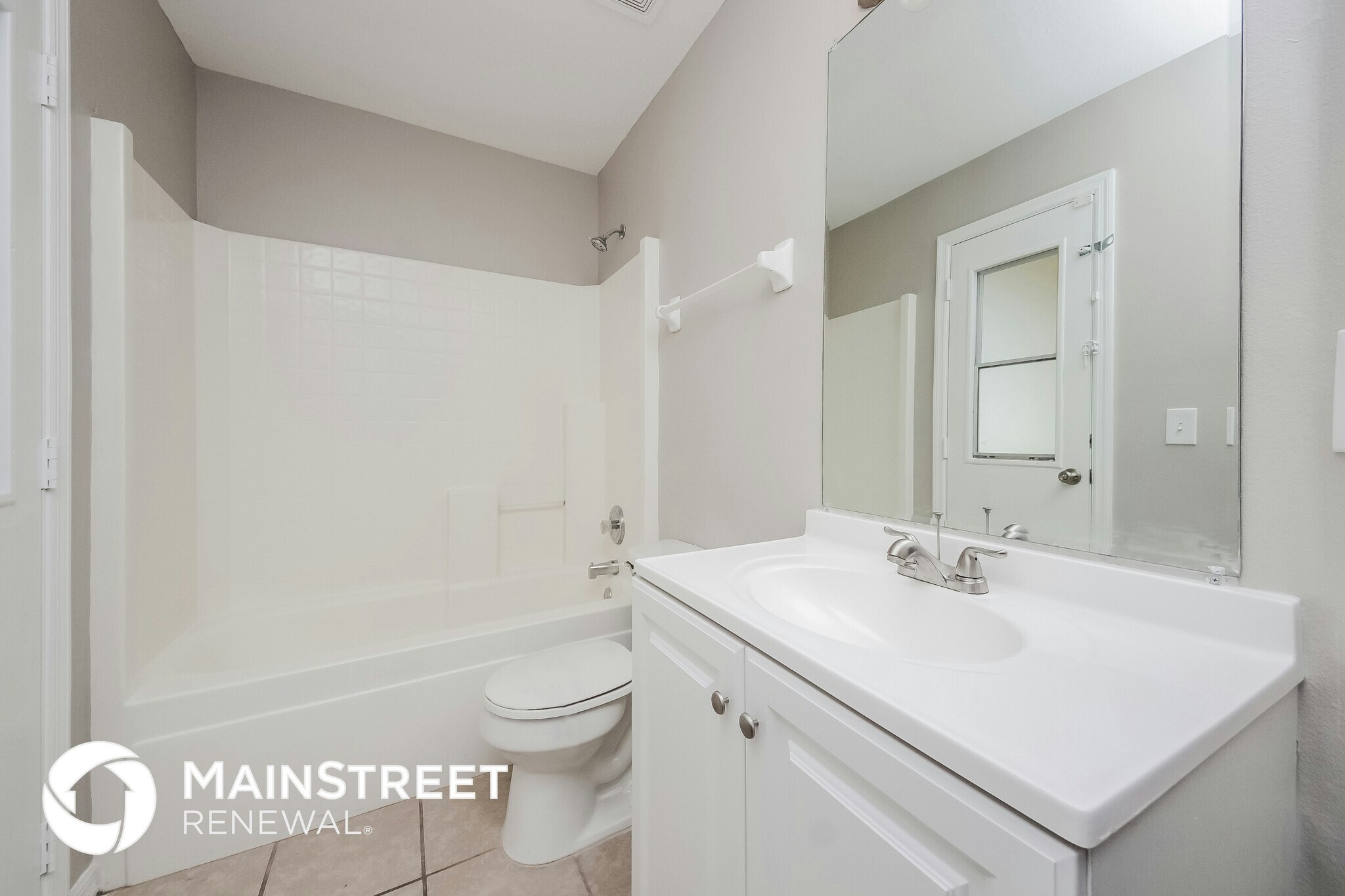 Building Photo - 17401 Silver Creek Ct