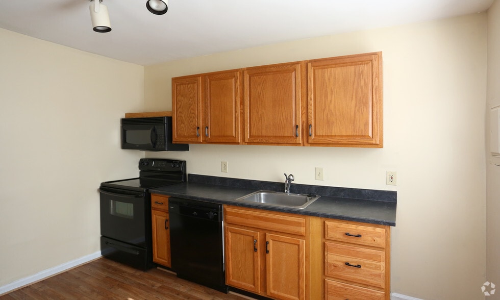 Primary Photo - Villas at Southern Ridge