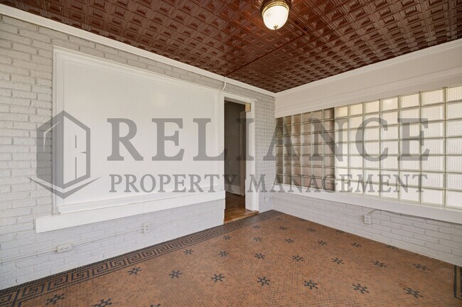 Building Photo - 3422 E Douglas Ave
