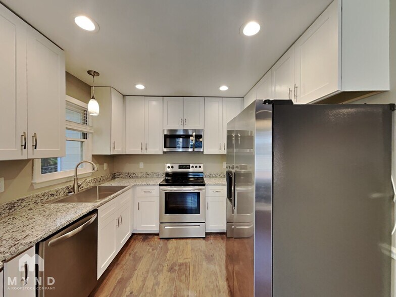 Building Photo - 3504 Berdan Ct
