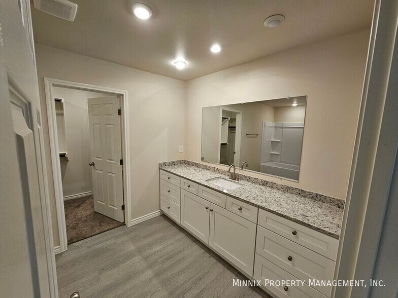 Building Photo - 1317 Bajada St