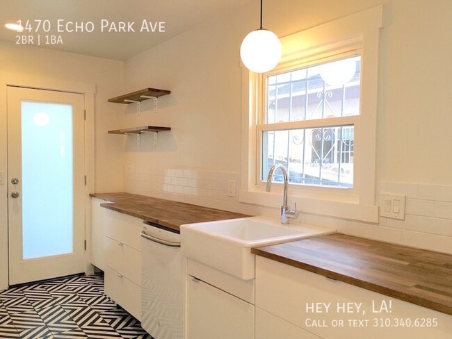 Building Photo - 1470 Echo Park Ave