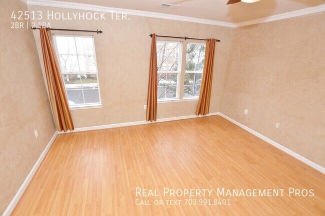 Building Photo - 42513 Hollyhock Terrace
