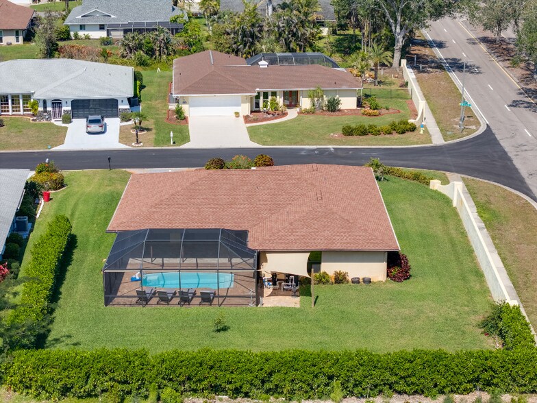 Building Photo - 1008 Pine Forest Ct