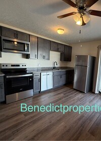 Building Photo - CedarCliff