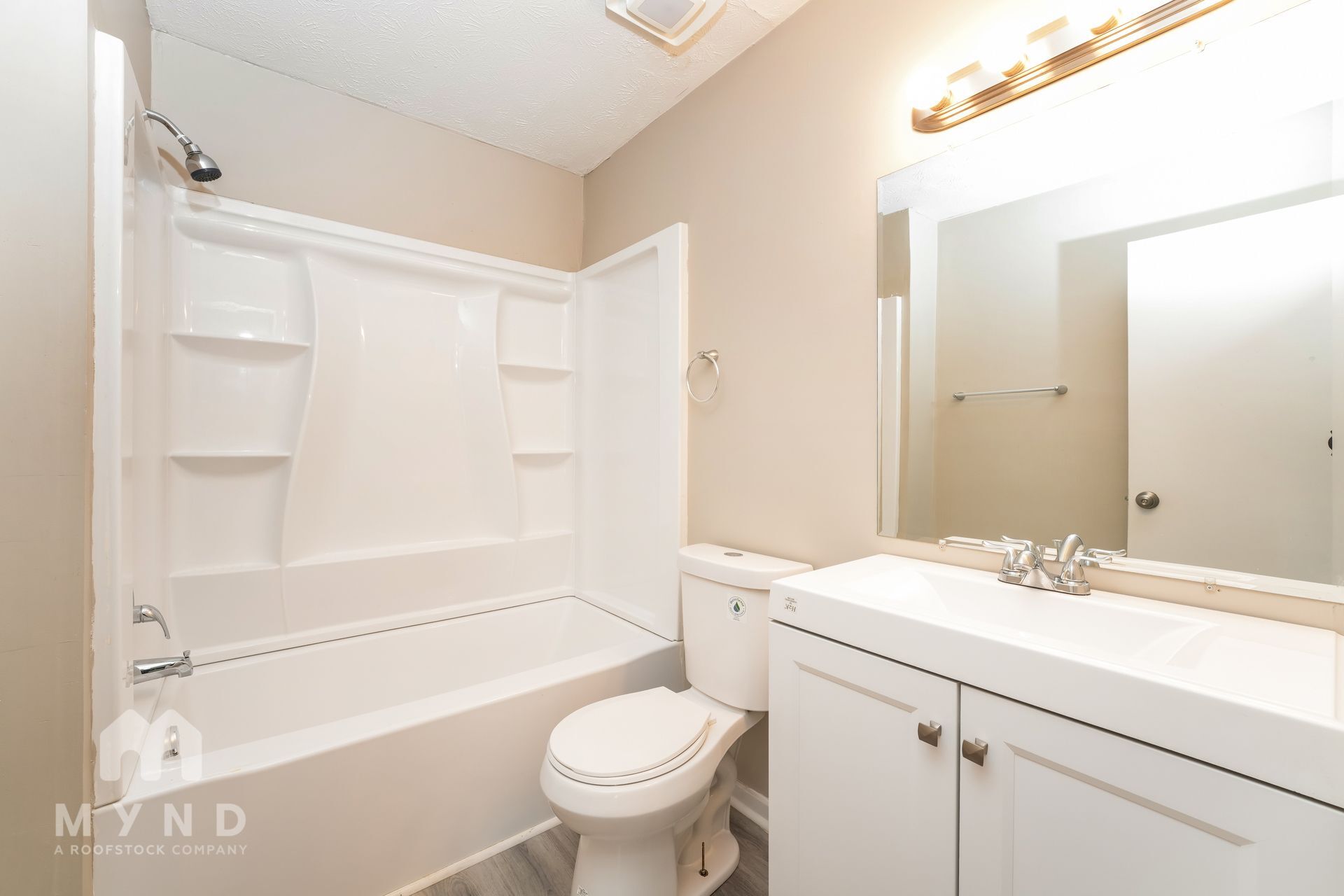 Building Photo - 5034 Leland Dr