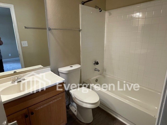 Building Photo - 203 Barrow Ct