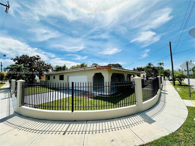 Primary Photo - 201 SW 40th Ave