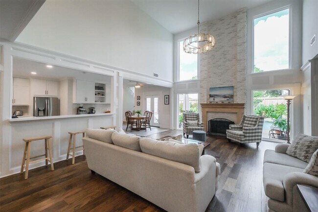 Building Photo - 1319 Hannington Dr