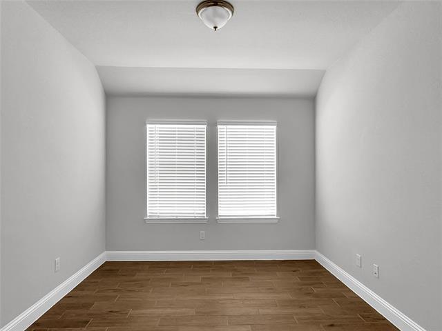 Building Photo - 3828 PEARLWOOD Rd