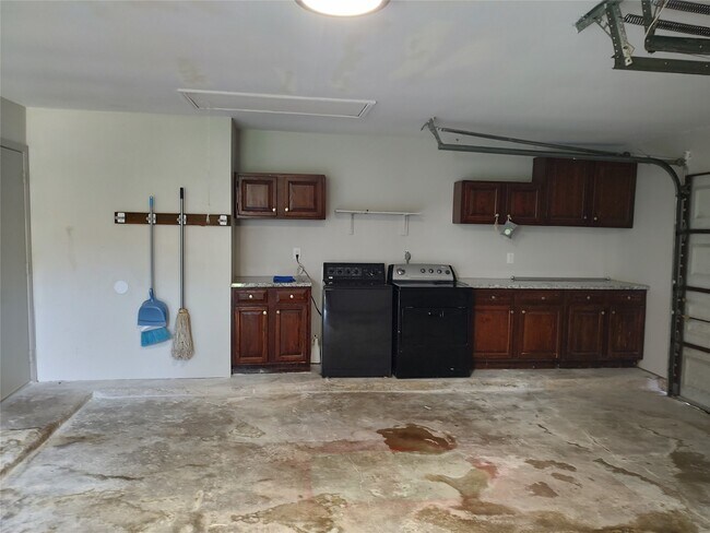 Building Photo - 7514 Fuchsia Ln