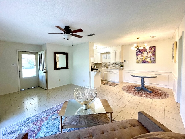 Building Photo - 922 Terry Trail