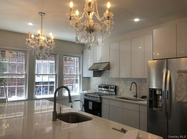 Building Photo - 307 National Blvd