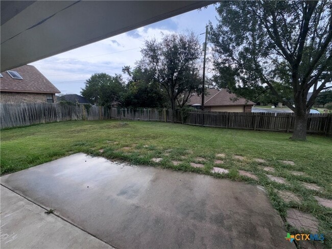 Building Photo - 1801 Thomas Ct