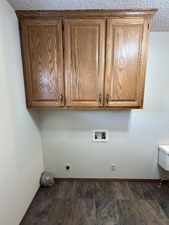 Building Photo - 7082 SE 66th Terrace