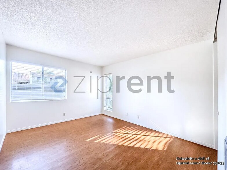 Building Photo - 47 Dearborn Pl