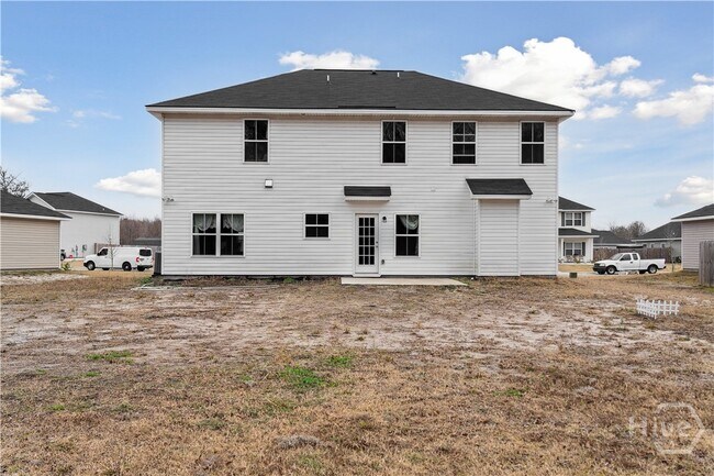 Building Photo - 601 Meloney Dr