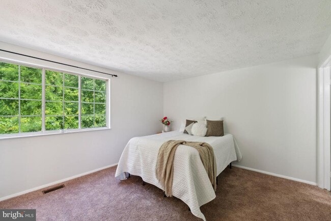 Building Photo - 5543 Hecate Ct
