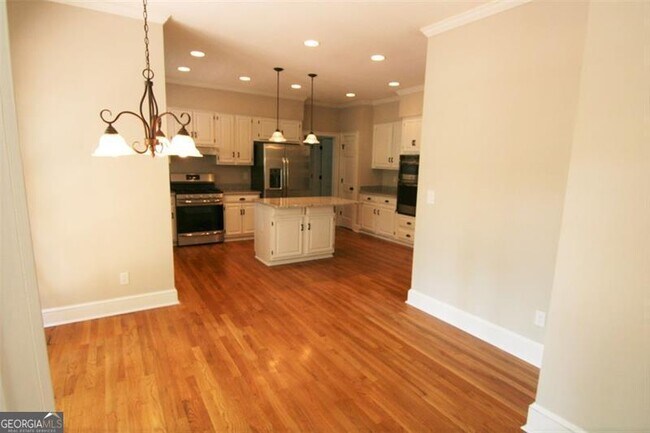 Building Photo - 3505 Sherborne Chase