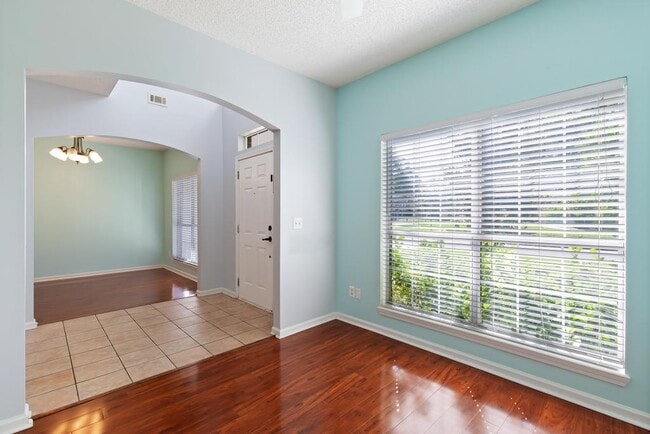 Building Photo - 13480 Gallant Fox Cir W