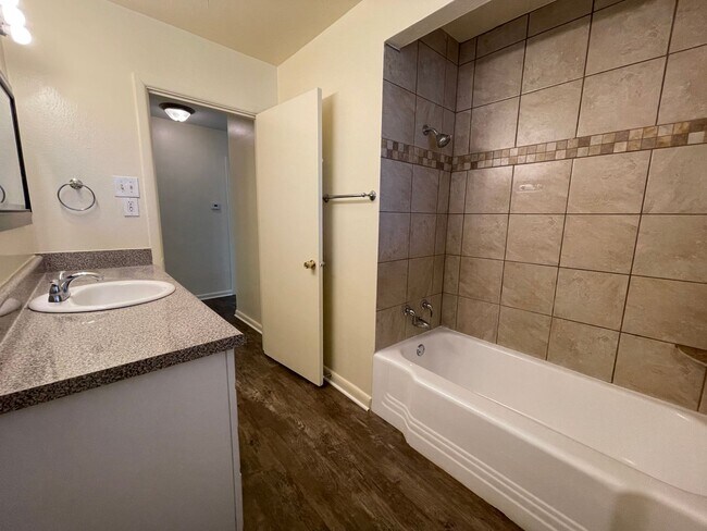 Building Photo - 4616 Fawn Dr