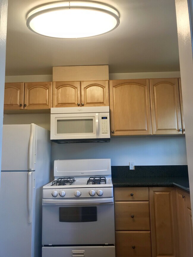 Woodruff Apartments 1550 S Beverly Glen Blvd Los Angeles CA 90024 Apartment Finder